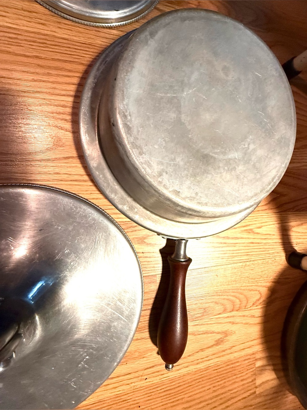 Buenilum BW Hammered Aluminum Buffet Serving Chafing Dish Double Boiler,6 Piece - Picture 5 of 8